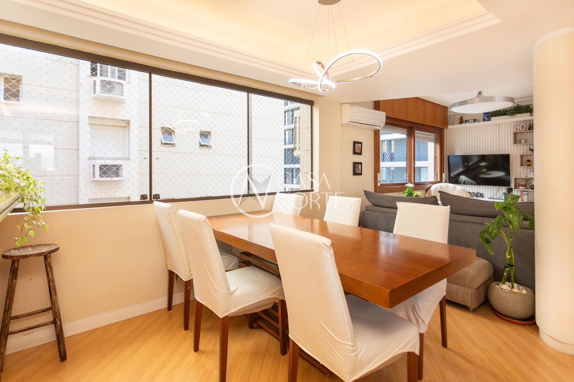 Apartamento à venda com 3 quartos, 104m², 1 suíte, 2 vagas, Avenida Soledade no bairro Petrópolis em Porto Alegre