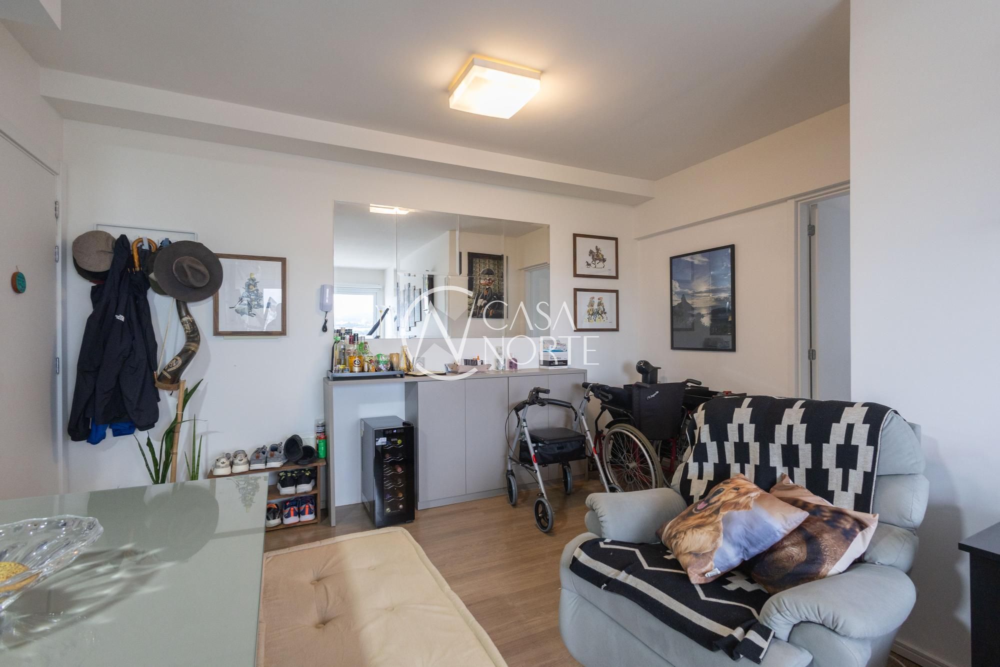 Apartamento à venda com 3 quartos, 80m², 1 suíte, 2 vagas, Rua José do Patrocinio no bairro Cidade Baixa em Porto Alegre