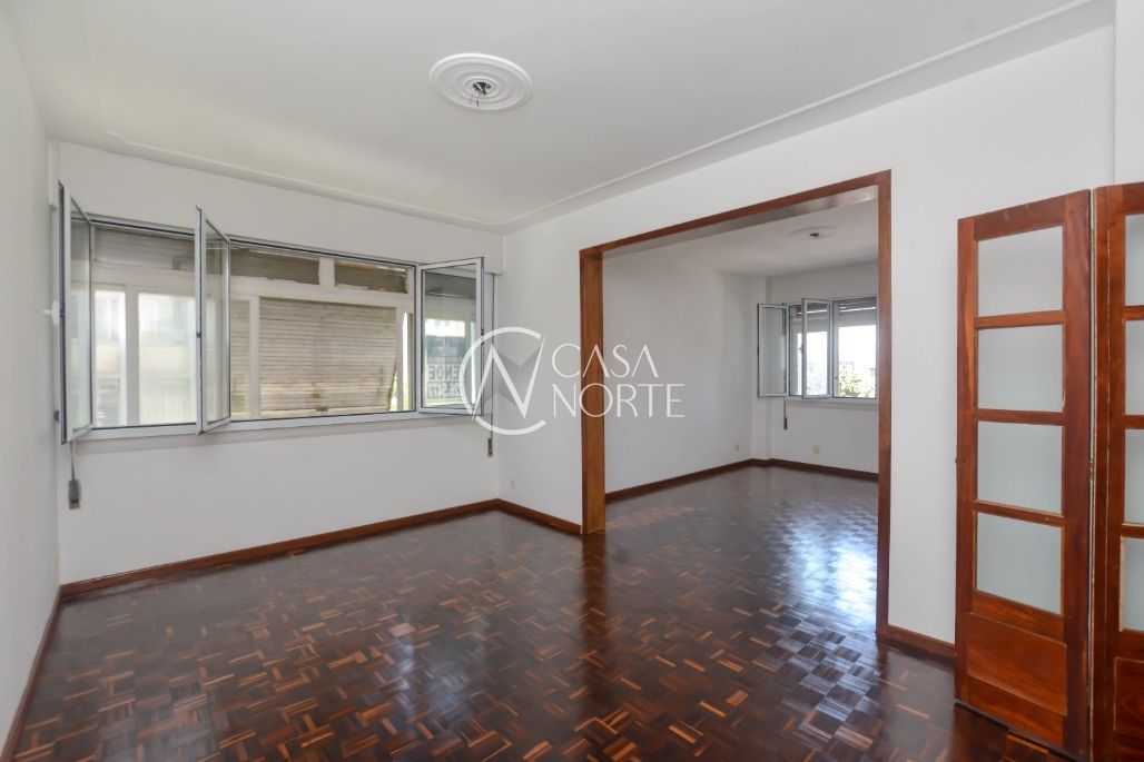 Apartamento à venda com 3 quartos, 138m², 1 vaga, Rua Garibaldi no bairro Bom Fim em Porto Alegre