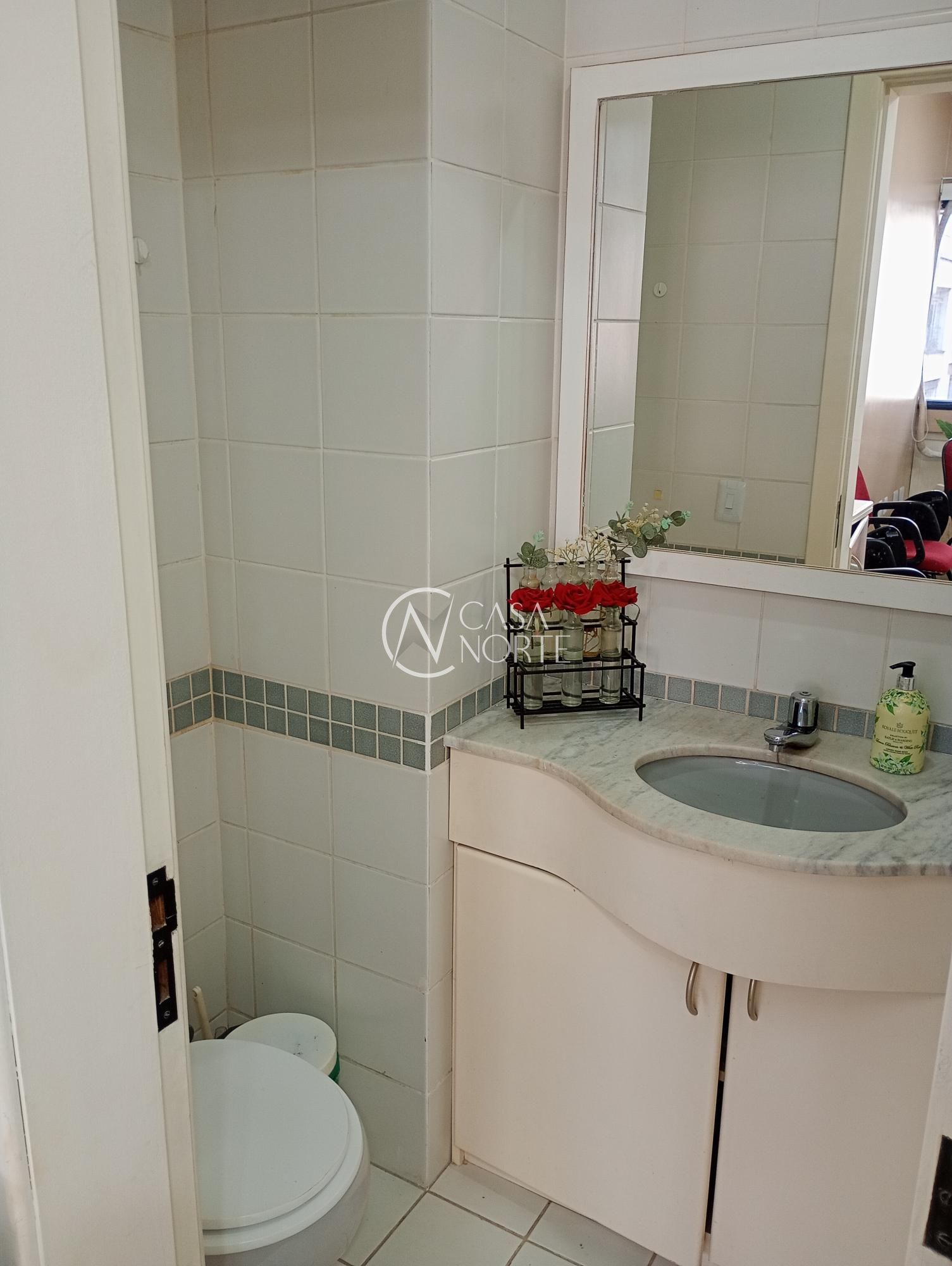 Sala Comercial à venda com 1 quarto, 64m², Rua Gonçalo de Carvalho no bairro Independência em Porto Alegre