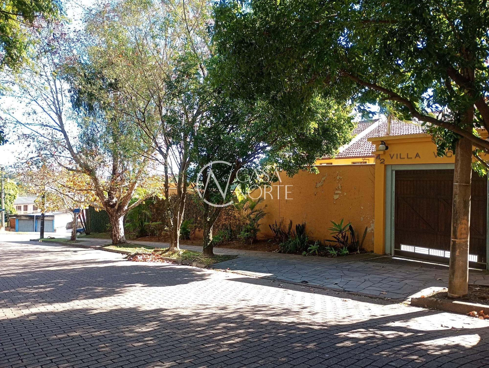 Casa de Condomínio à venda com 2 quartos, 123m², 2 suítes, 2 vagas, Rua Manoel Lopes Meirelles no bairro Jardim Sabará em Porto Alegre
