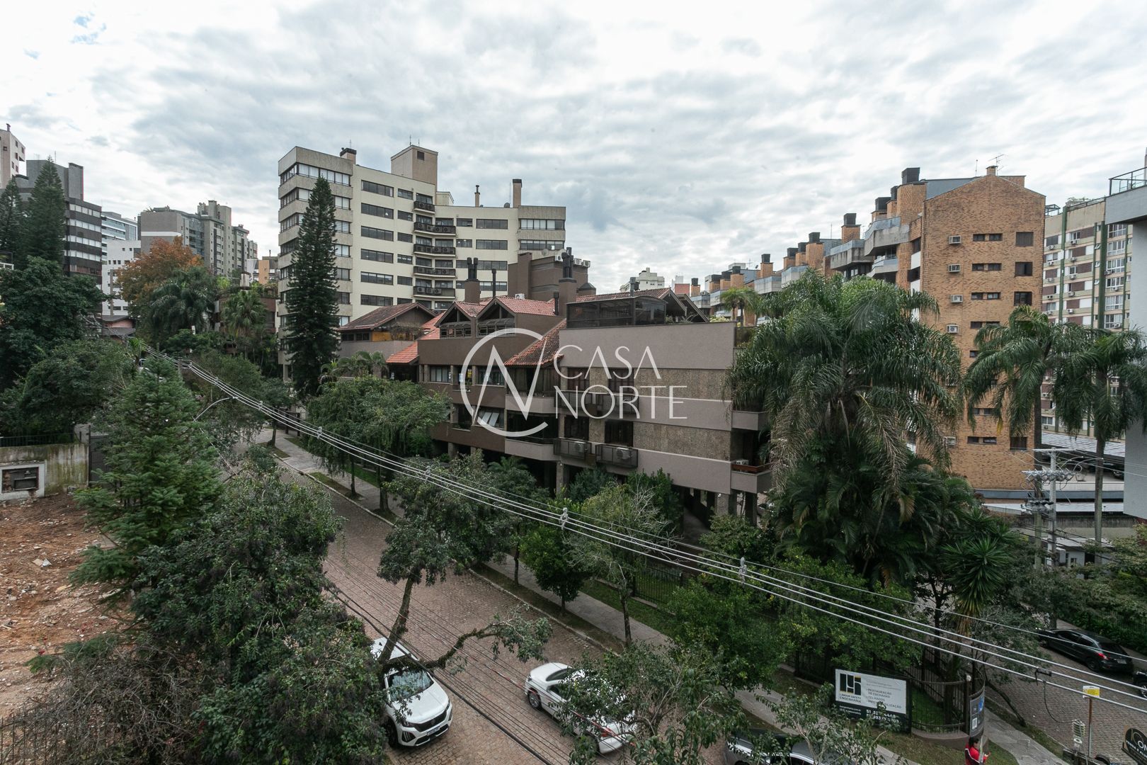 Apartamento à venda com 4 quartos, 200m², 1 suíte, 2 vagas, Rua Ciro Gavião no bairro Bela Vista em Porto Alegre