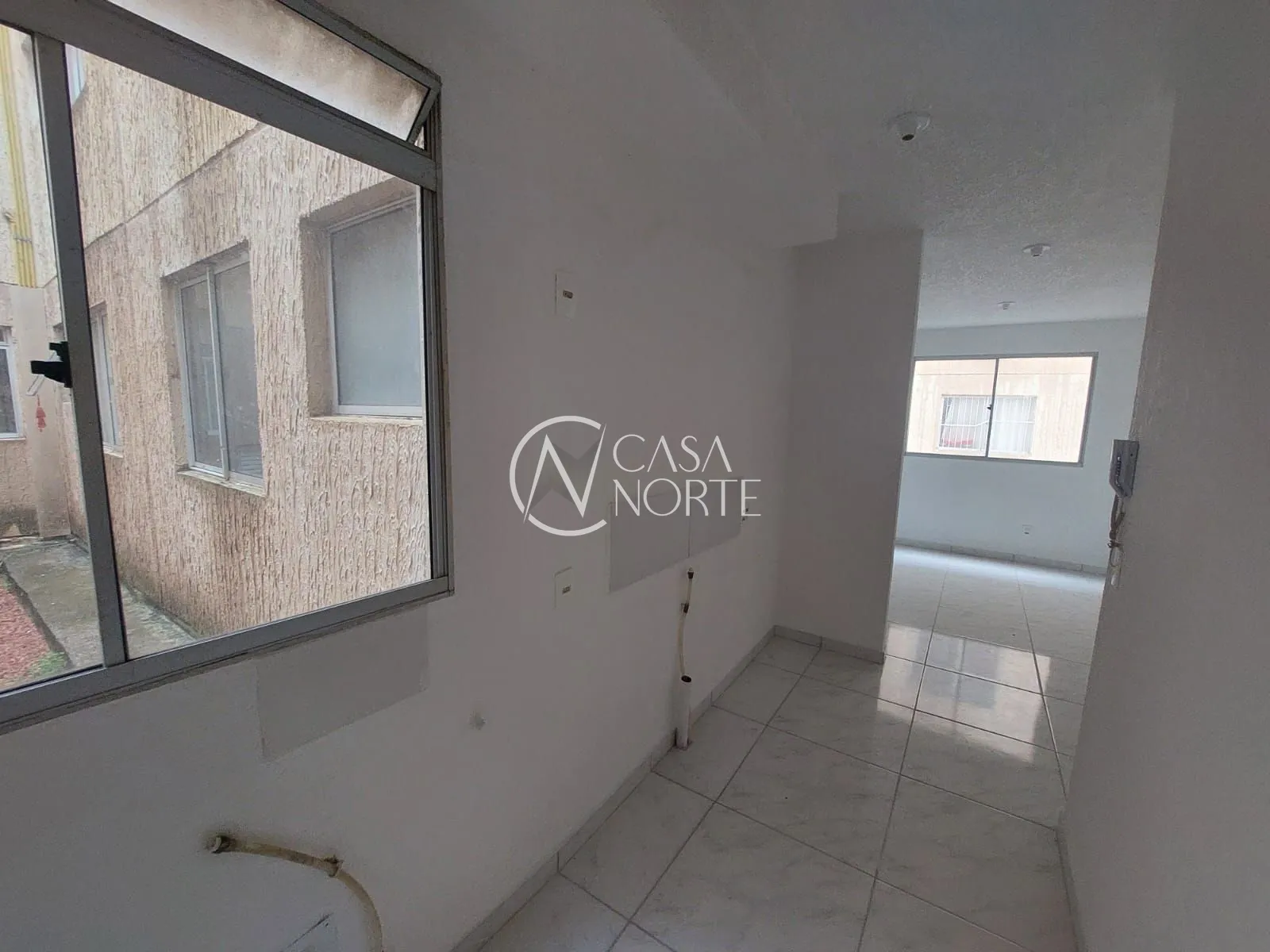 Apartamento à venda com 2 quartos, 40m², 1 vaga, Avenida Francisco Silveira Bitencourt no bairro Sarandi em Porto Alegre