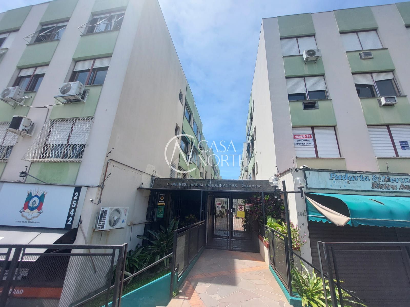 Apartamento à venda com 2 quartos, 68m², Avenida Teresópolis no bairro Teresópolis em Porto Alegre