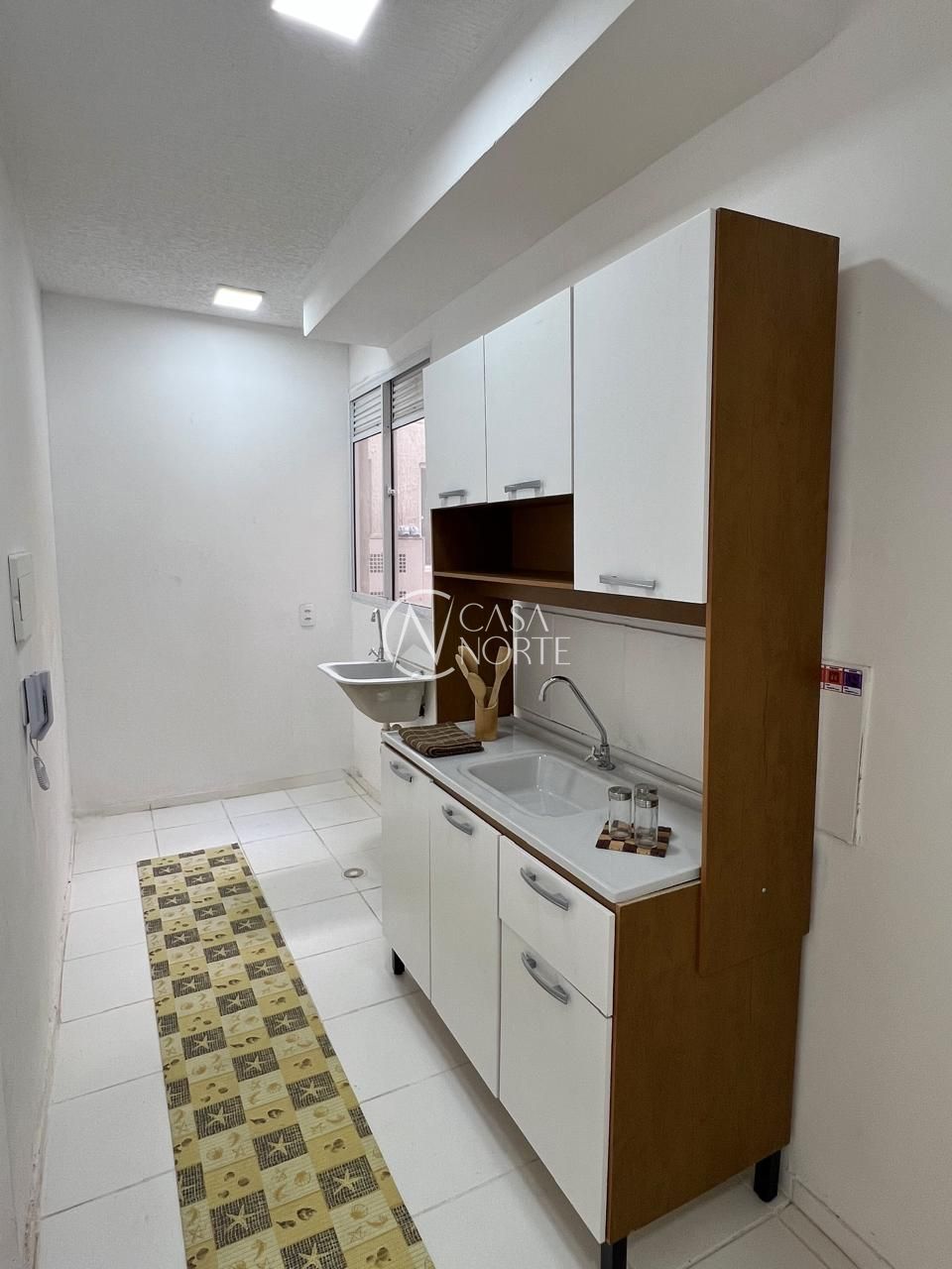Apartamento à venda com 2 quartos, 41m², 1 vaga, Rua Inocêncio de Oliveira Alves no bairro Rubem Berta em Porto Alegre