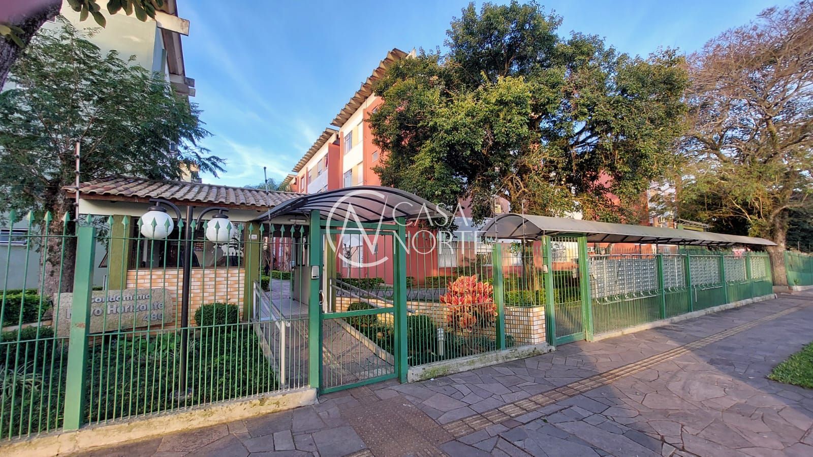 Apartamento à venda com 1 quarto, 41m², 1 vaga, Rua Capitão Amarante Xavier no bairro Vila Nova em Porto Alegre