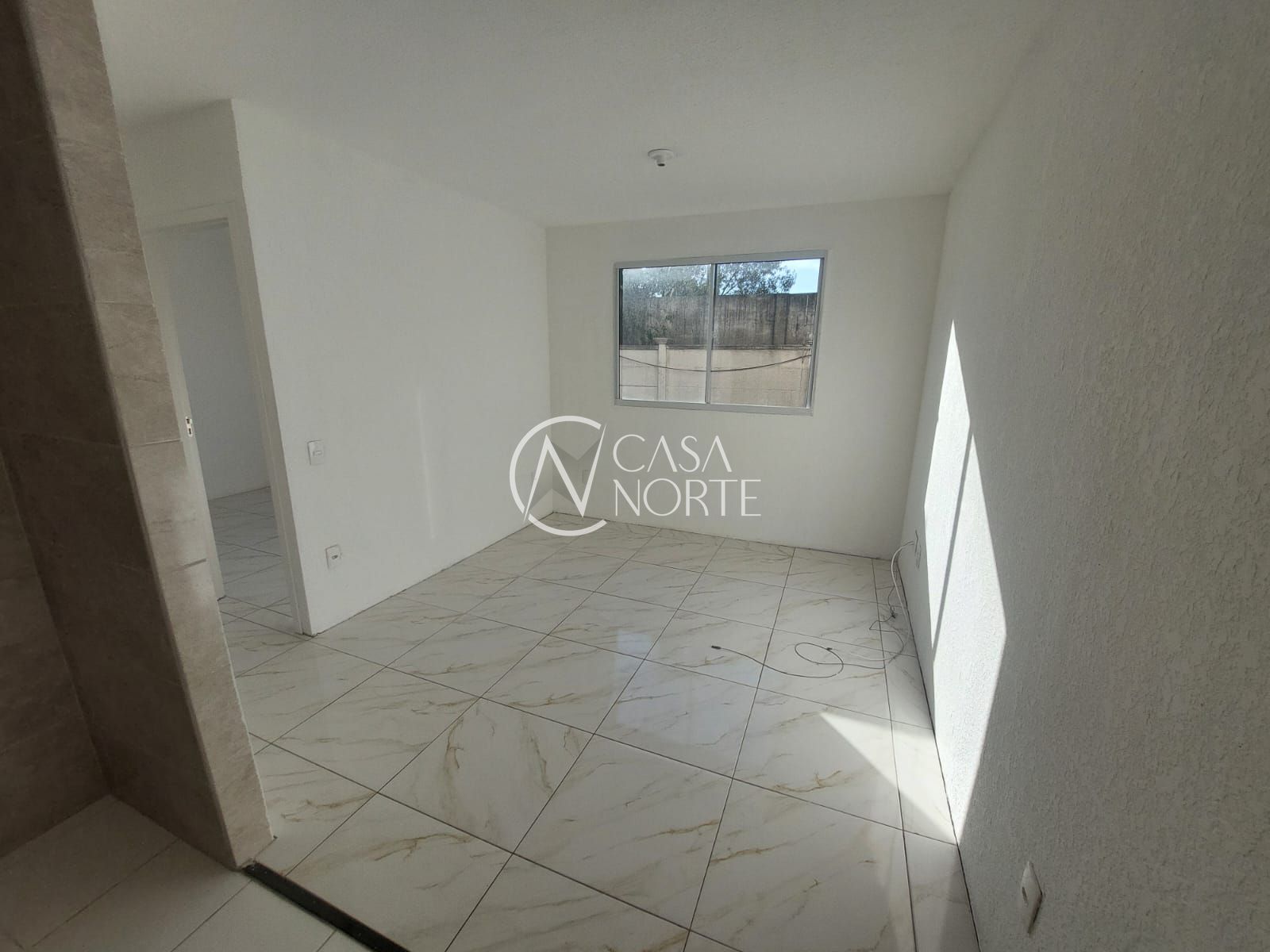 Apartamento à venda com 2 quartos, 41m², 1 vaga, Rua dos Maias no bairro Rubem Berta em Porto Alegre