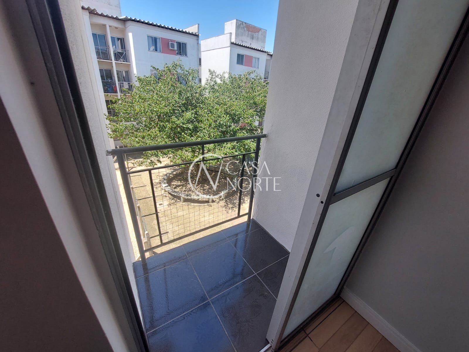 Apartamento à venda com 2 quartos, 45m², 1 vaga, Estrada Barro Vermelho no bairro Restinga em Porto Alegre