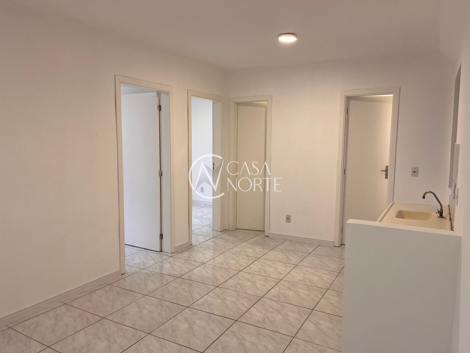 Apartamento à venda com 2 quartos, 45m², 1 vaga, Estrada Barro Vermelho no bairro Restinga em Porto Alegre