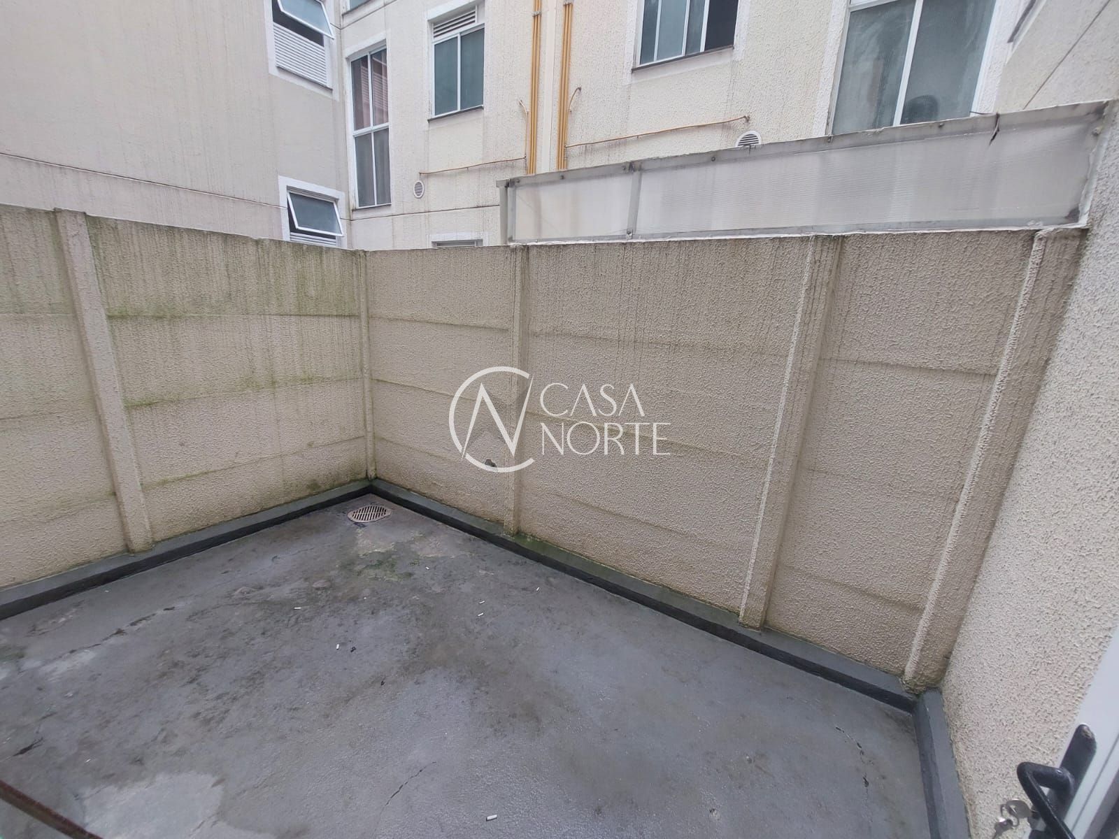 Apartamento à venda com 2 quartos, 50m², 1 vaga, Rua 7008 no bairro Restinga em Porto Alegre