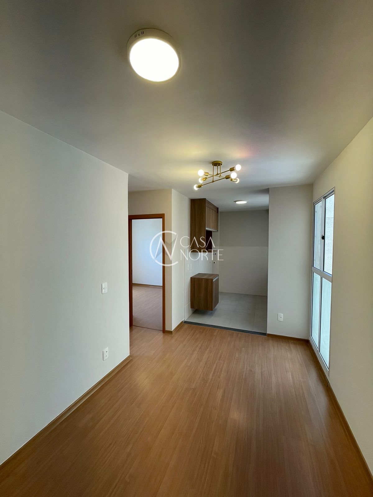 Apartamento à venda com 2 quartos, 40m², 1 vaga, Rua 7008 no bairro Restinga em Porto Alegre
