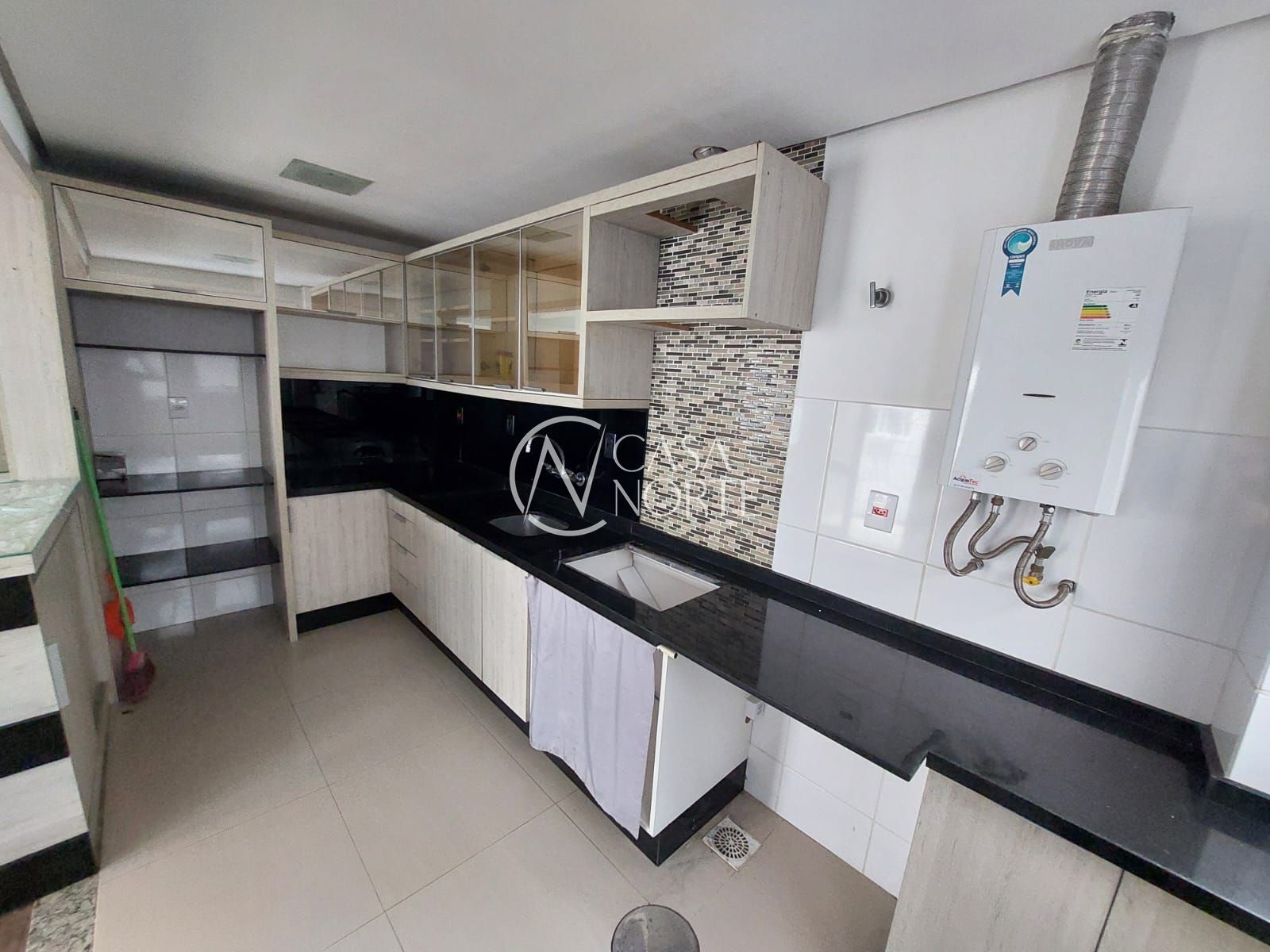 Apartamento à venda com 2 quartos, 97m², 1 suíte, 2 vagas, Avenida Coronel Marcos no bairro Pedra Redonda em Porto Alegre