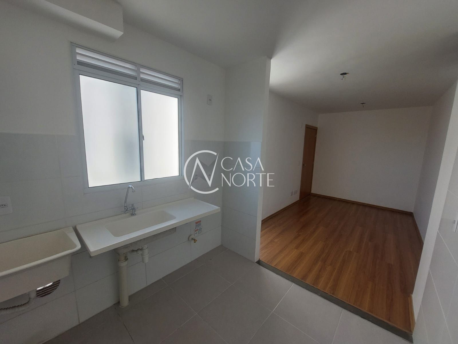 Apartamento à venda com 2 quartos, 40m², 1 vaga, Avenida Protásio Alves no bairro Morro Santana em Porto Alegre
