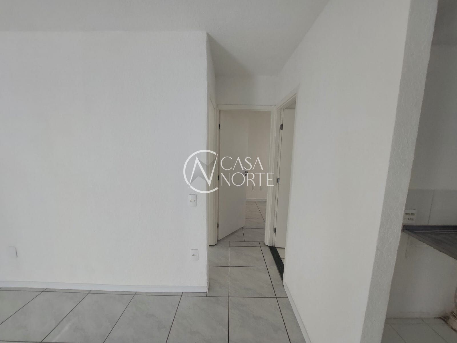 Apartamento à venda com 2 quartos, 41m², 1 vaga, Rua dos Maias no bairro Rubem Berta em Porto Alegre