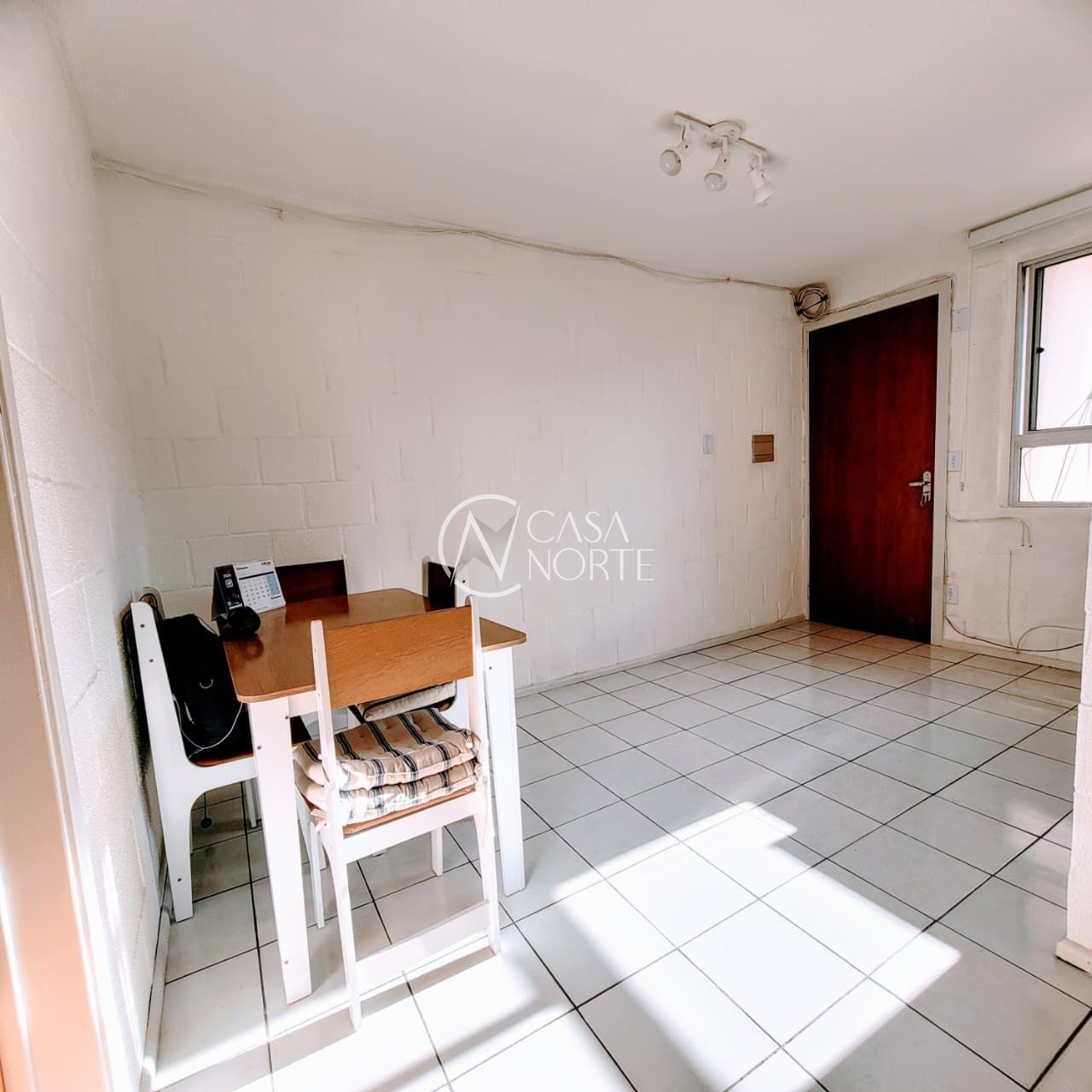 Apartamento à venda com 2 quartos, 38m², 1 vaga, José Barcelos Garcia no bairro Rubem Berta em Porto Alegre