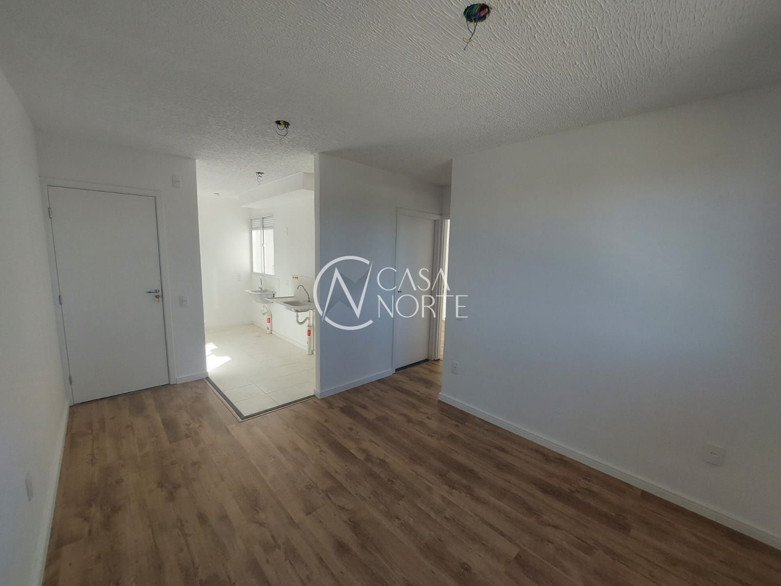 Apartamento à venda com 2 quartos, 41m², 1 vaga, Rua Inocêncio de Oliveira Alves no bairro Rubem Berta em Porto Alegre
