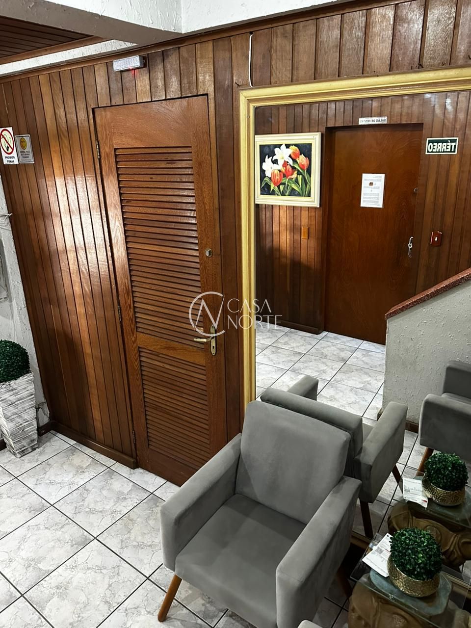 Apartamento à venda com 3 quartos, 98m², 1 vaga, Rua Dona Eugênia no bairro Santa Cecília em Porto Alegre