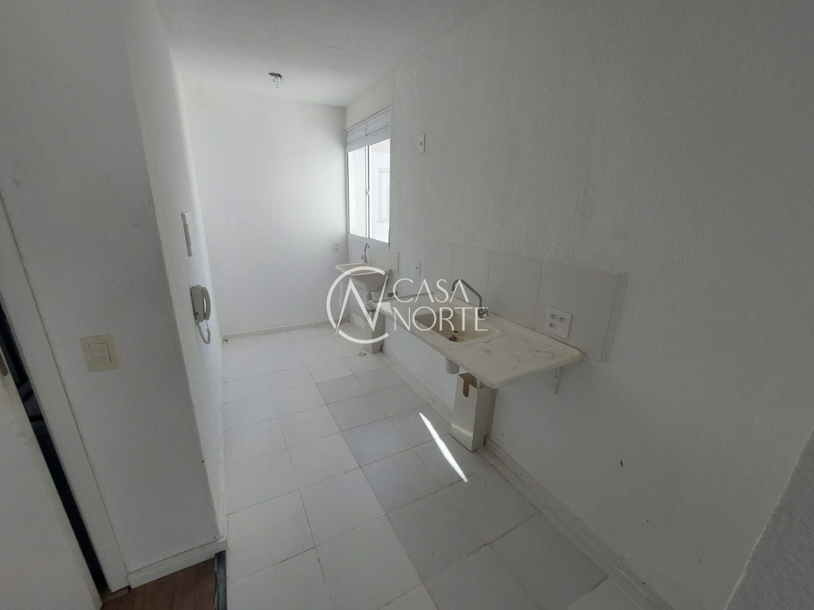 Apartamento à venda com 2 quartos, 41m², 1 vaga, Rua José Iuchno no bairro Hípica em Porto Alegre