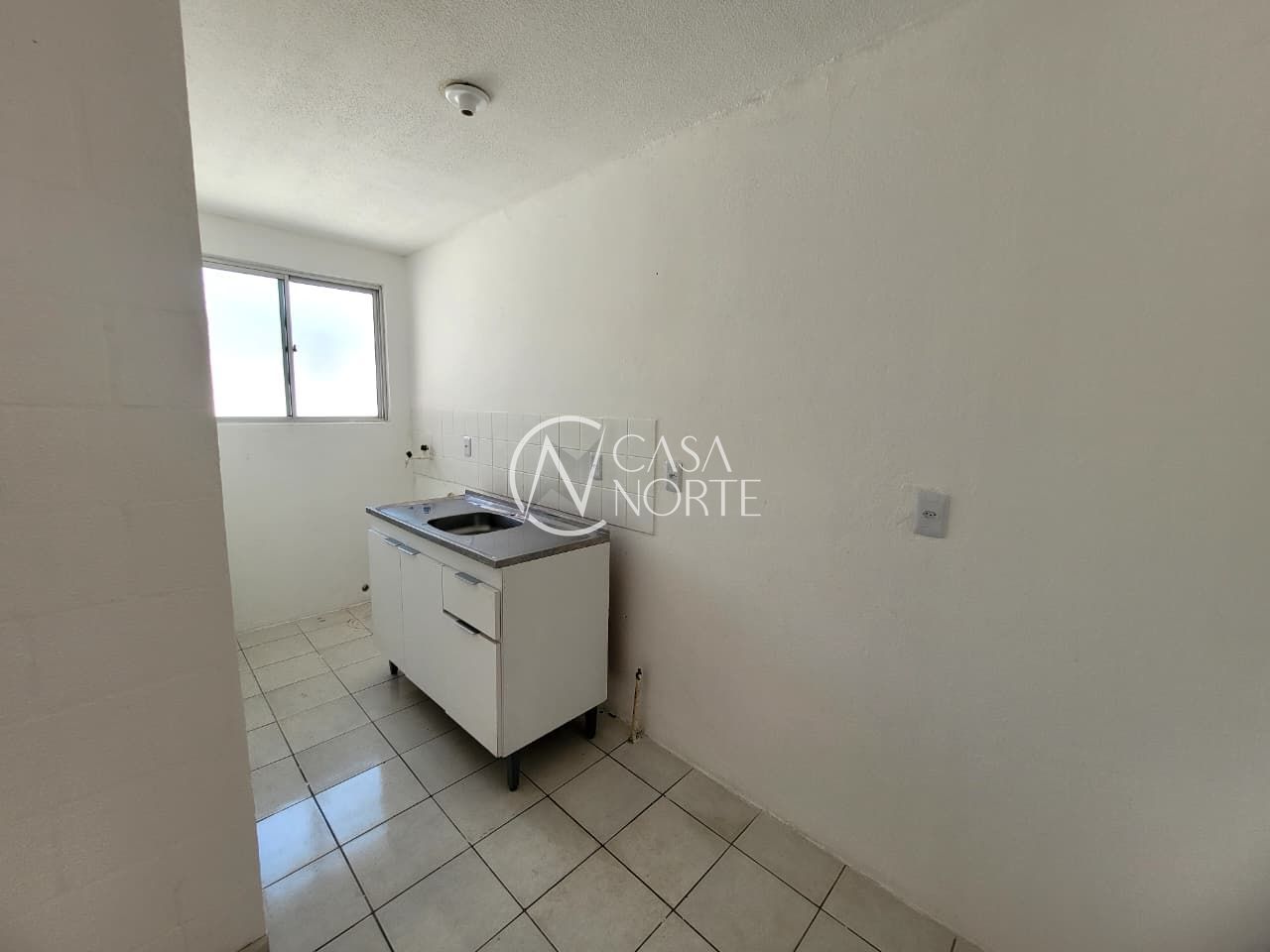 Apartamento à venda com 2 quartos, 39m², 1 vaga, José Barcelos Garcia no bairro Rubem Berta em Porto Alegre