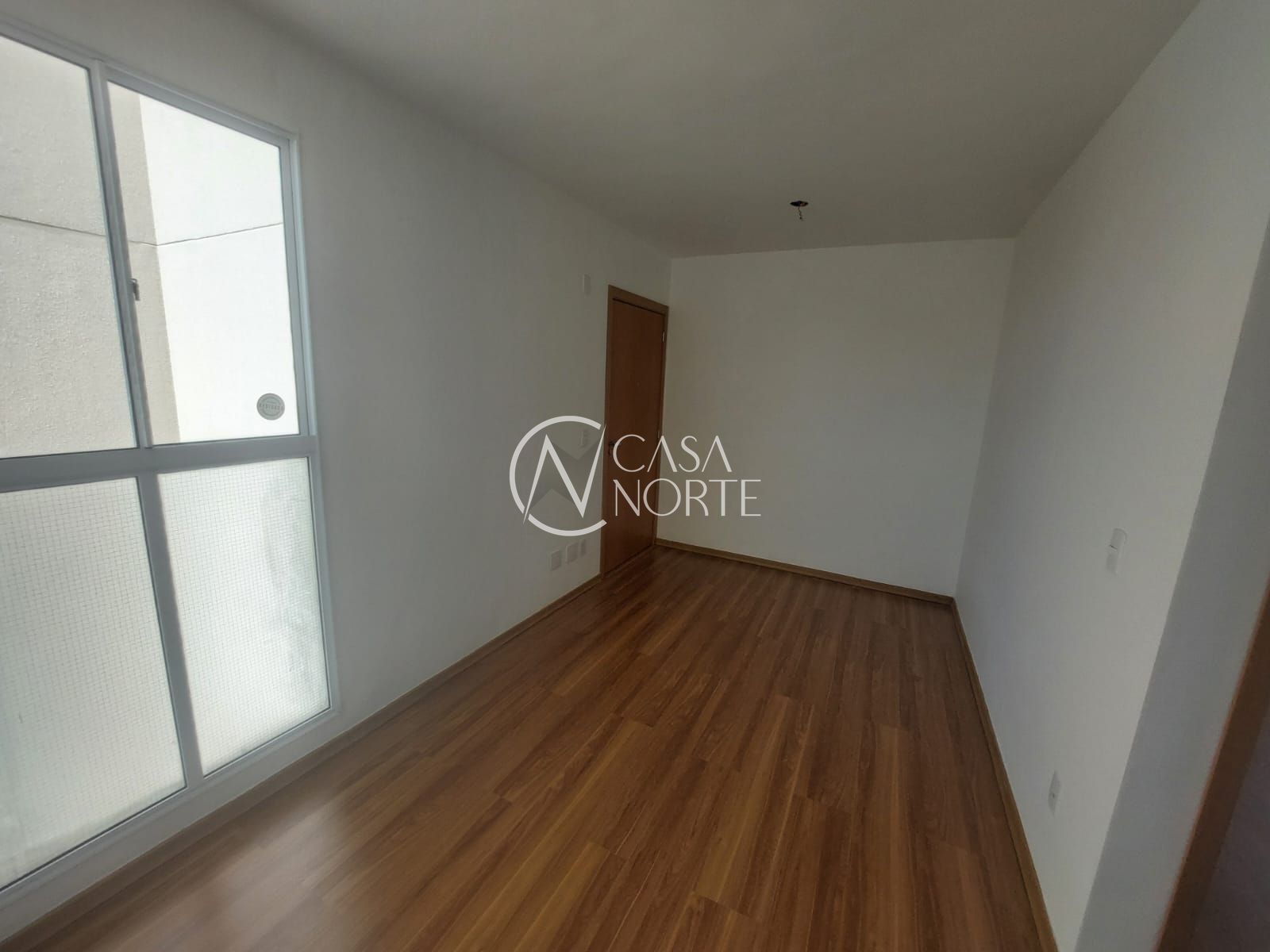 Apartamento à venda com 2 quartos, 40m², 1 vaga, Avenida Protásio Alves no bairro Morro Santana em Porto Alegre