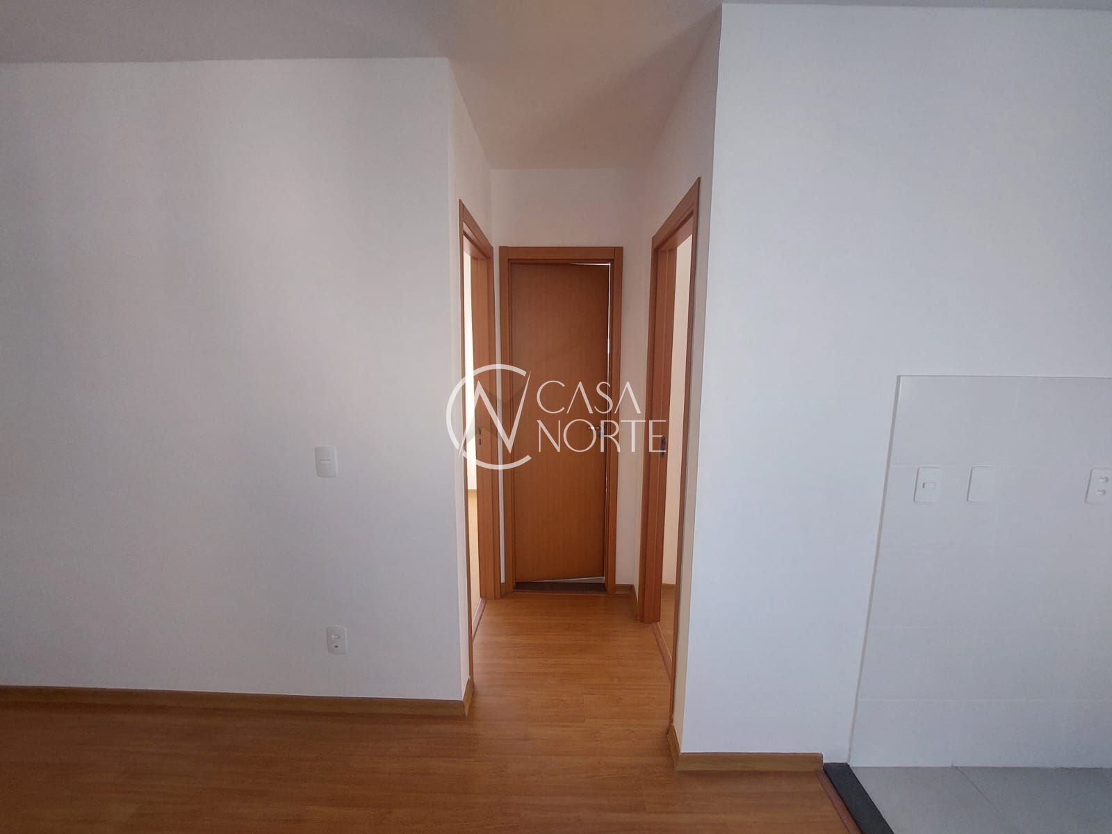 Apartamento à venda com 2 quartos, 40m², 1 vaga, Rua 7008 no bairro Restinga em Porto Alegre