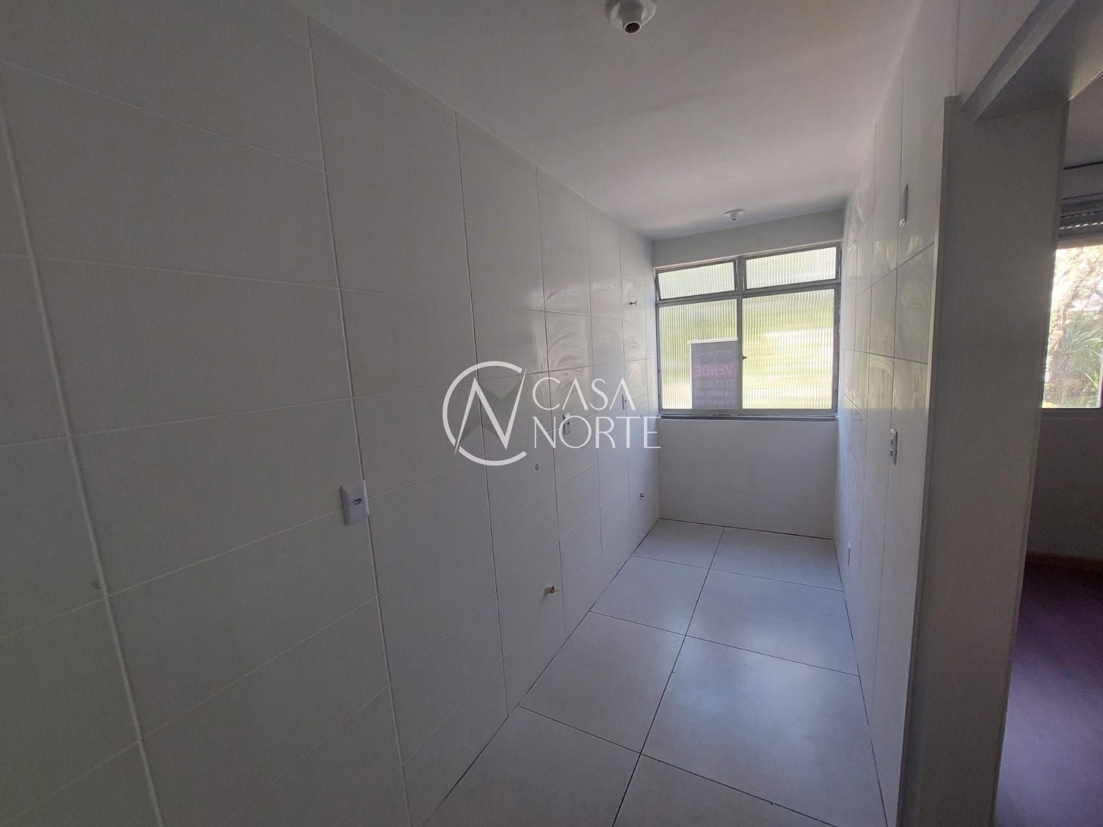 Apartamento à venda com 2 quartos, 49m², 1 vaga, Estrada João Salomoni no bairro Vila Nova em Porto Alegre