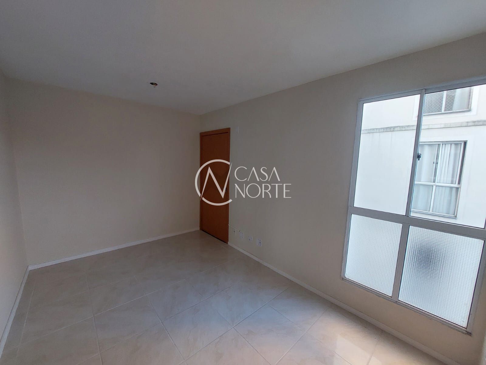 Apartamento à venda com 2 quartos, 39m², 1 vaga, Rua Atílio Supertti no bairro Vila Nova em Porto Alegre