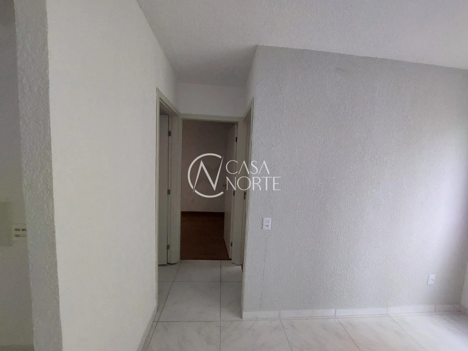 Apartamento à venda com 2 quartos, 40m², 1 vaga, Avenida Francisco Silveira Bitencourt no bairro Sarandi em Porto Alegre