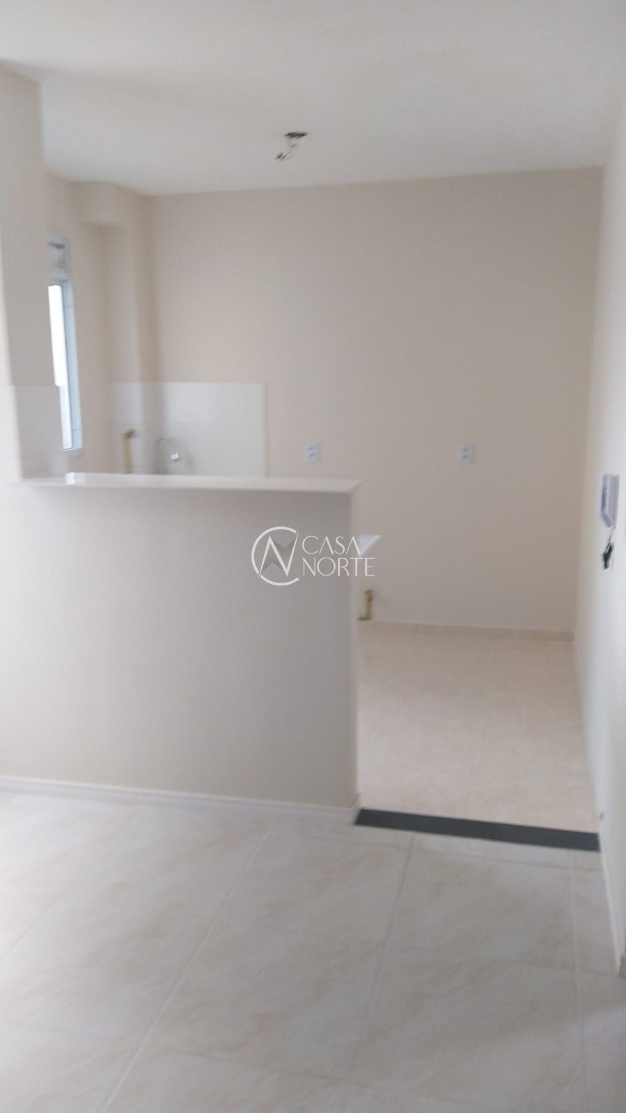 Apartamento à venda com 2 quartos, 39m², 1 vaga, Rua Atílio Supertti no bairro Vila Nova em Porto Alegre