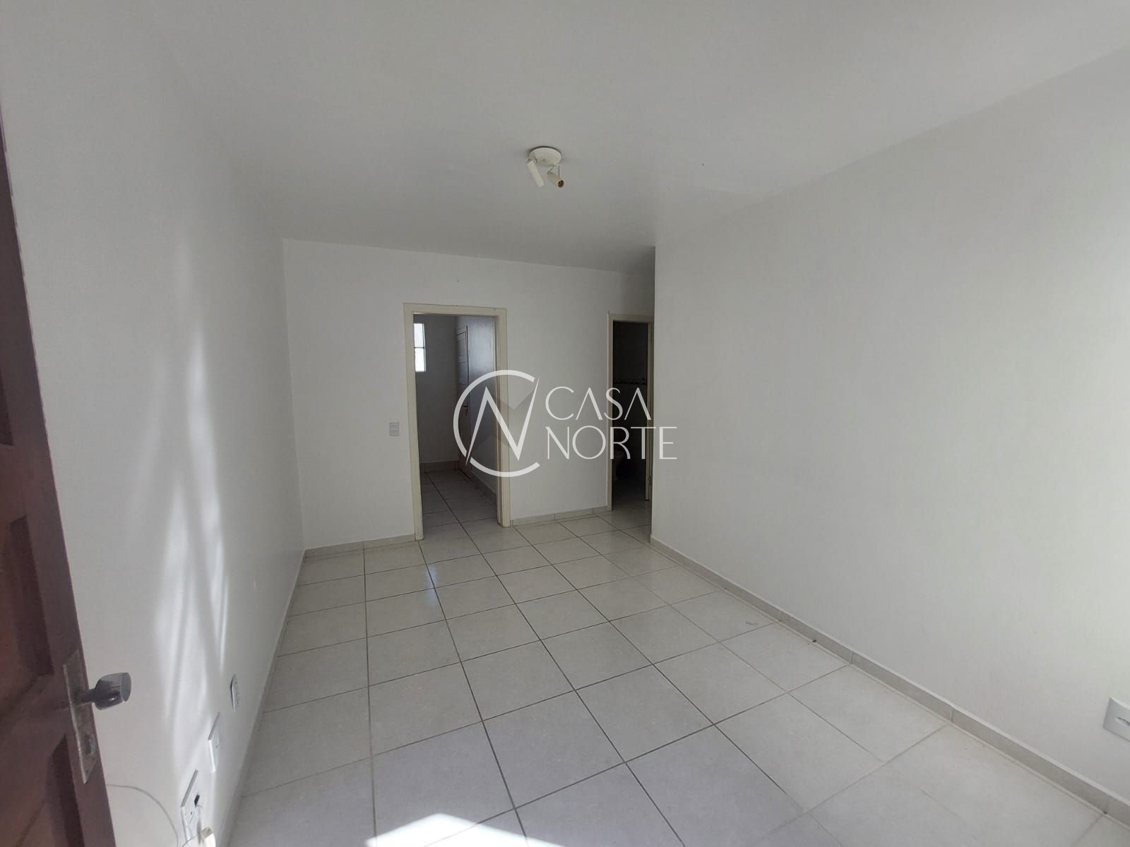 Apartamento à venda com 2 quartos, 55m², 1 vaga, Rua Padre João Batista Reus no bairro Camaquã em Porto Alegre