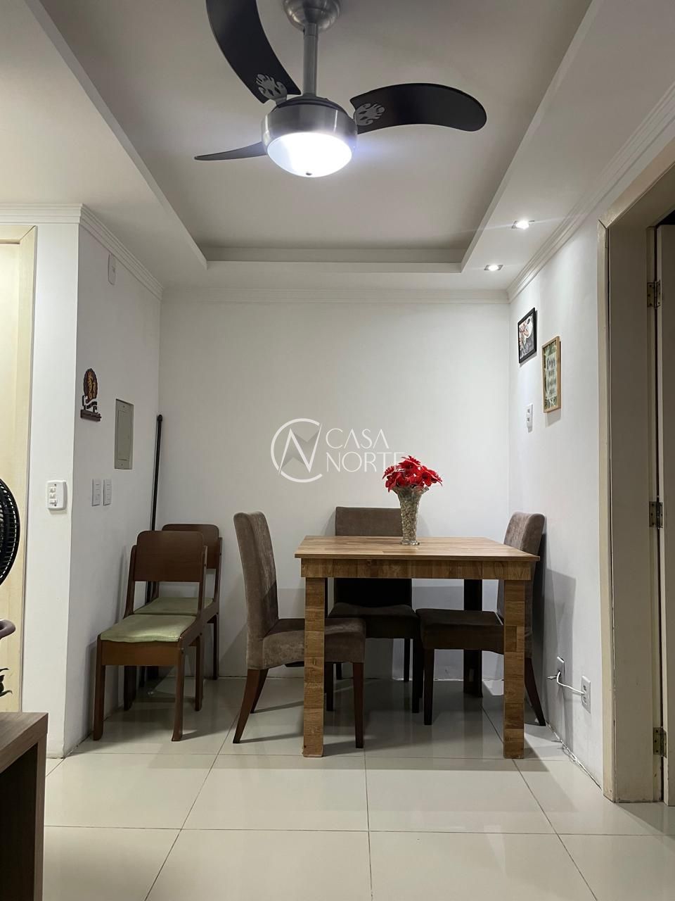 Apartamento à venda com 1 quarto, 36m², 1 vaga, Rua Atílio Supertti no bairro Vila Nova em Porto Alegre