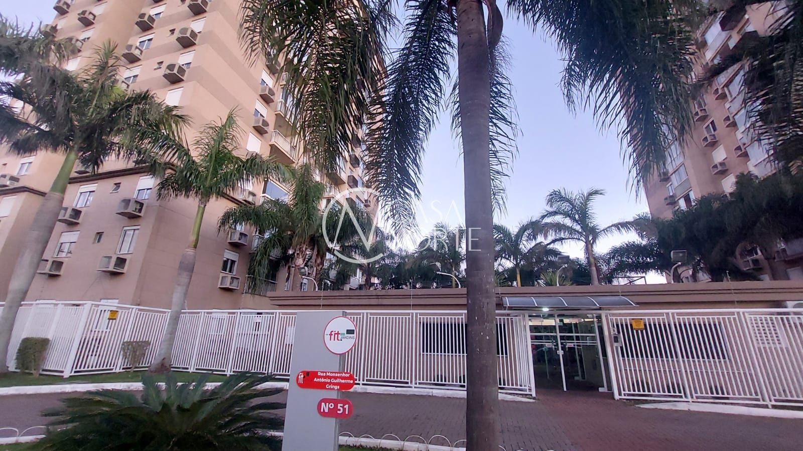 Apartamento à venda com 2 quartos, 84m², 1 suíte, 1 vaga, Rua Monsenhor Antônio Guilherme Grings no bairro Sarandi em Porto Alegre