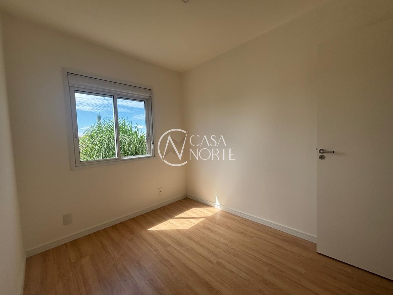 Apartamento à venda com 2 quartos, 50m², 1 vaga, Rua Irmão Félix Roberto no bairro Humaitá em Porto Alegre