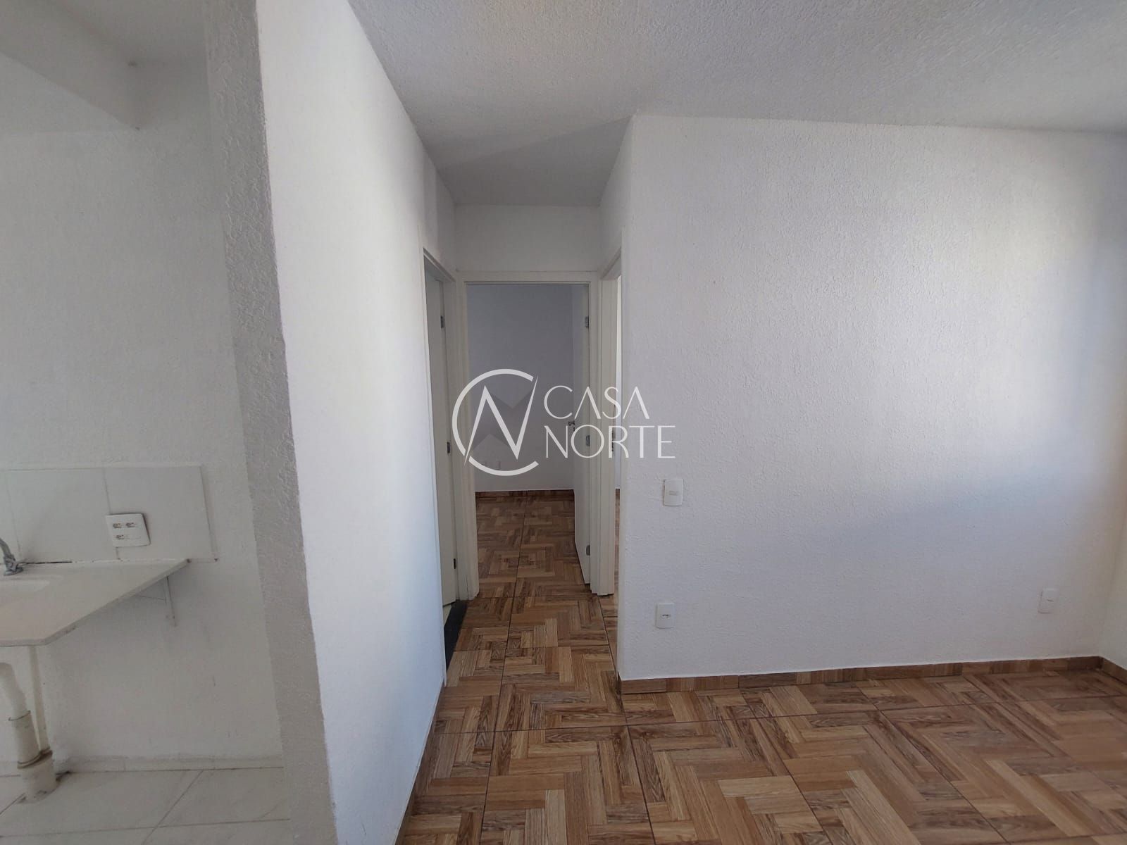 Apartamento à venda com 2 quartos, 41m², 1 vaga, Rua dos Maias no bairro Rubem Berta em Porto Alegre