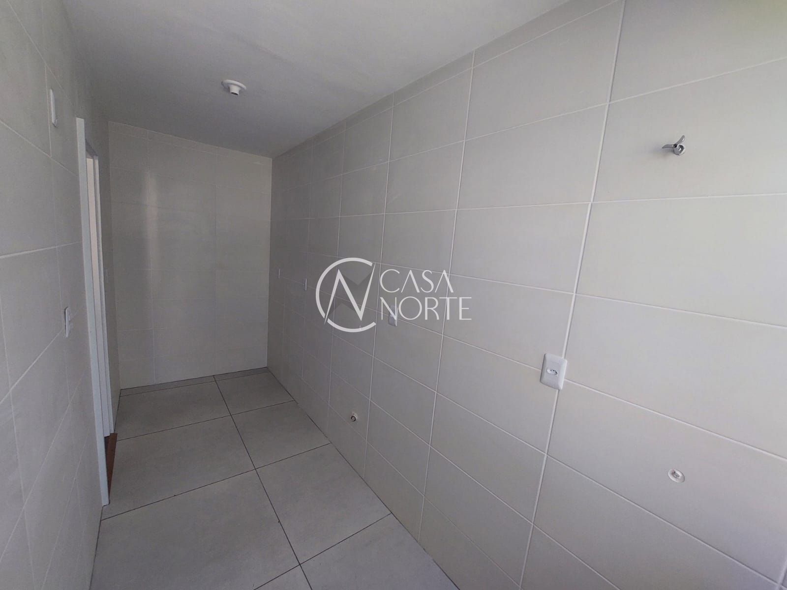 Apartamento à venda com 2 quartos, 49m², 1 vaga, Estrada João Salomoni no bairro Vila Nova em Porto Alegre
