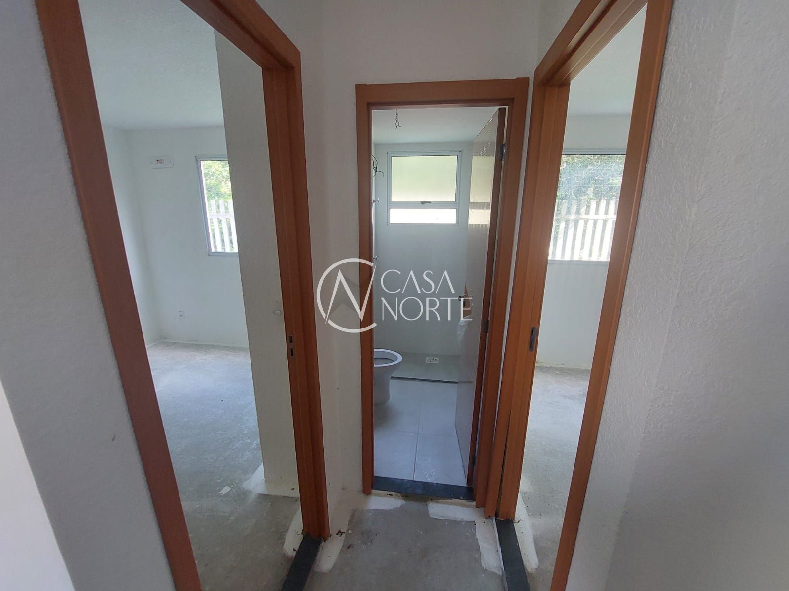 Apartamento à venda com 2 quartos, 40m², 1 vaga, Rua Sete Mil e Oito no bairro Restinga em Porto Alegre