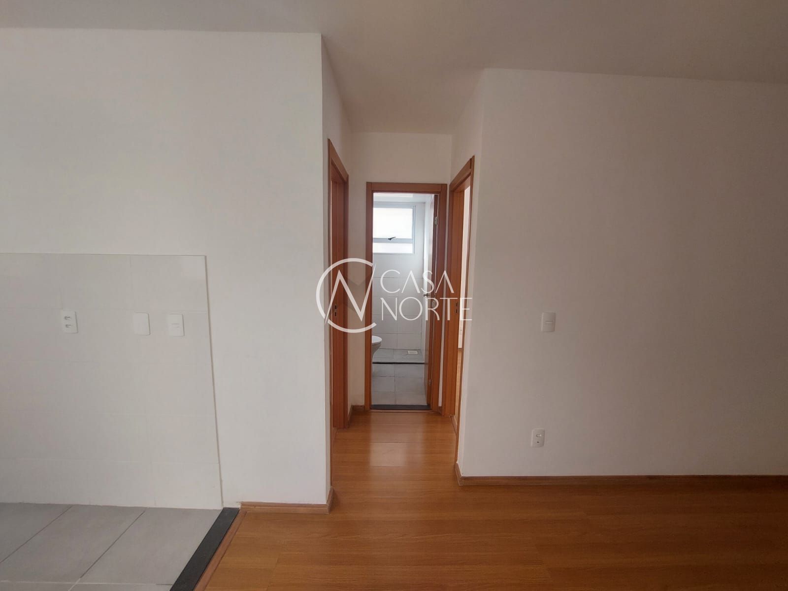 Apartamento à venda com 2 quartos, 41m², 1 vaga, Rua 7008 no bairro Restinga em Porto Alegre