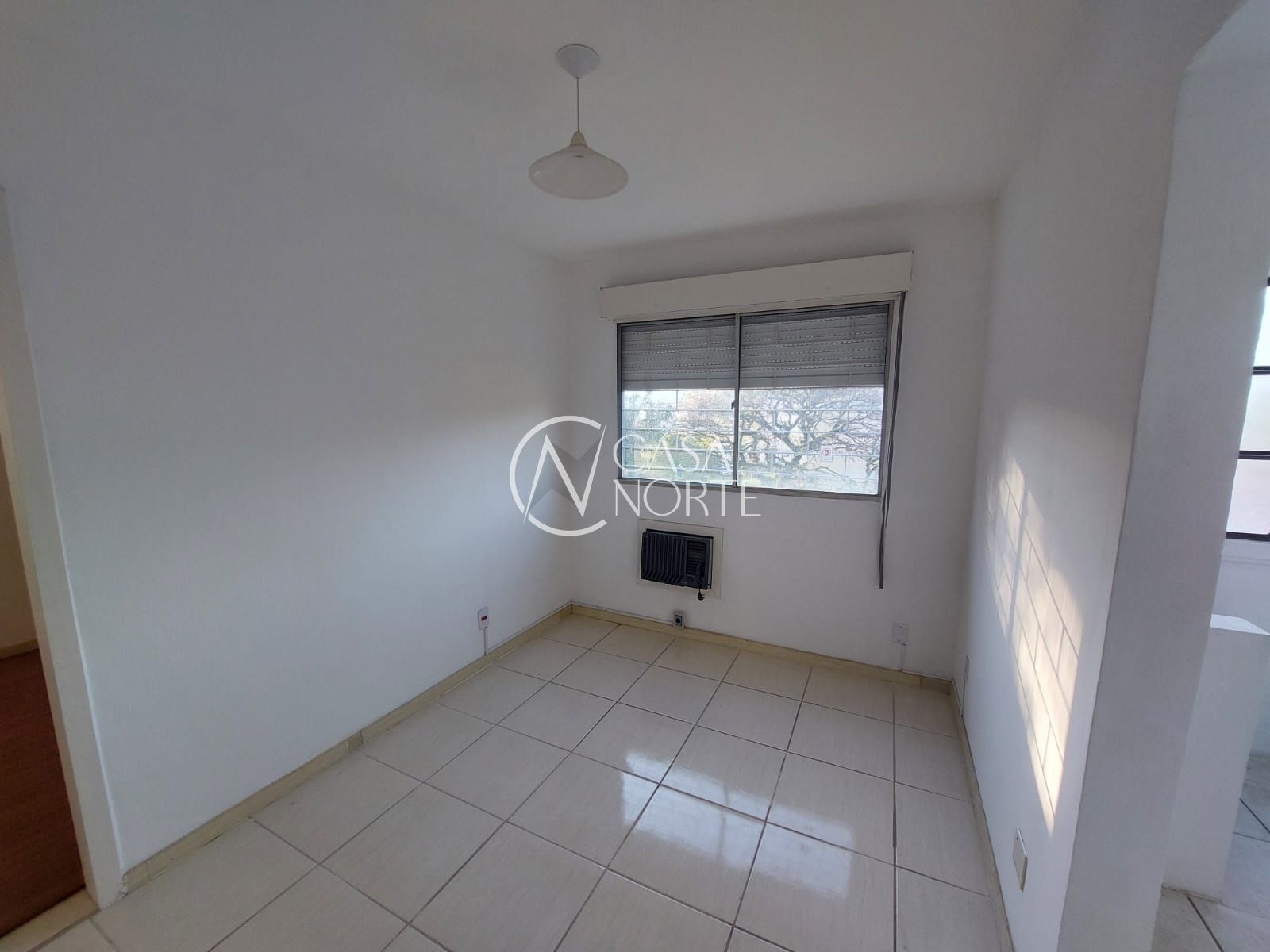 Apartamento à venda com 1 quarto, 33m², 1 vaga, Rua Carlos Pessoa de Brum no bairro Santo Antônio em Porto Alegre