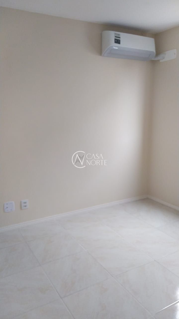 Apartamento à venda com 2 quartos, 39m², 1 vaga, Rua Atílio Supertti no bairro Vila Nova em Porto Alegre