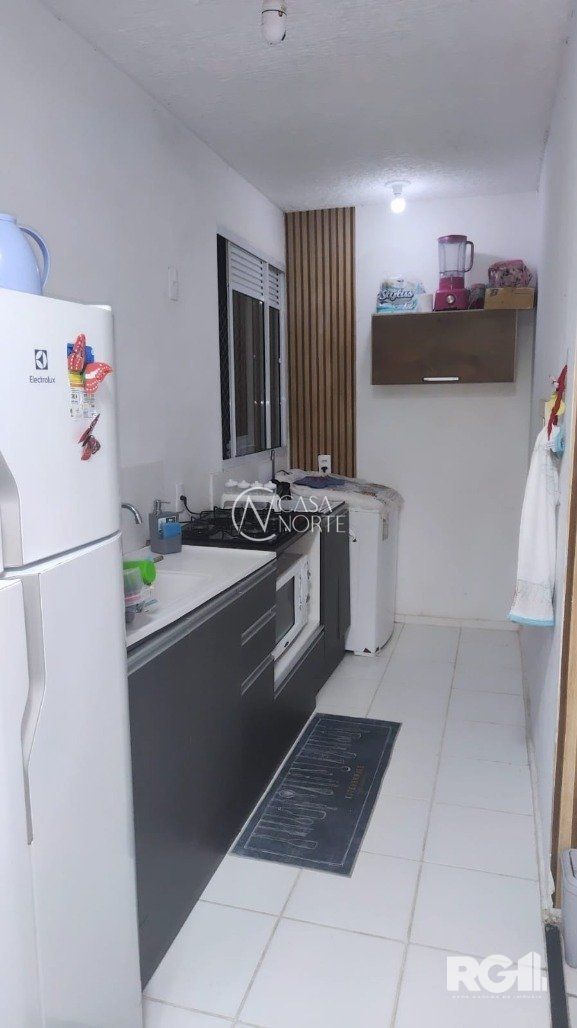 Apartamento à venda com 2 quartos, 41m², 1 vaga, Rua Inocêncio de Oliveira Alves no bairro Rubem Berta em Porto Alegre