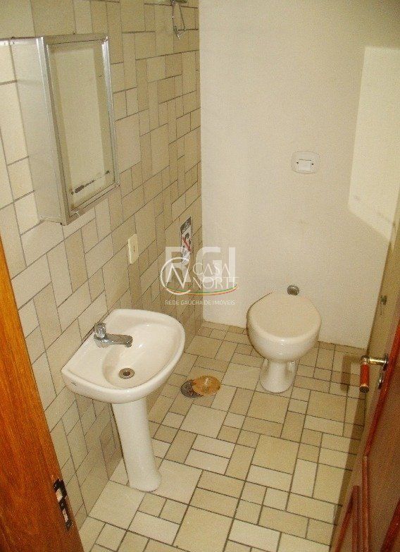 Sala Comercial à venda , 28m², Avenida Venancio Aires no bairro Cidade Baixa em Porto Alegre