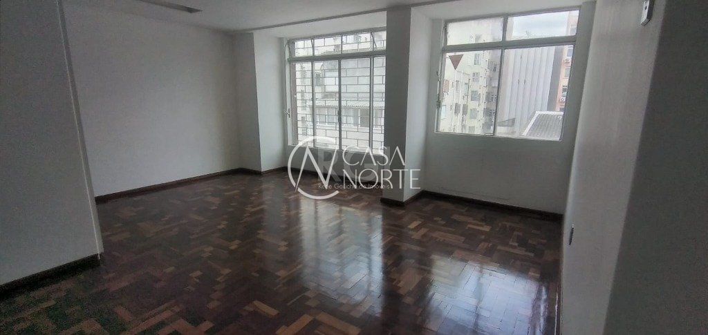 Apartamento à venda com 2 quartos, 60m², Rua Marechal Floriano Peixoto no bairro Centro Histórico em Porto Alegre