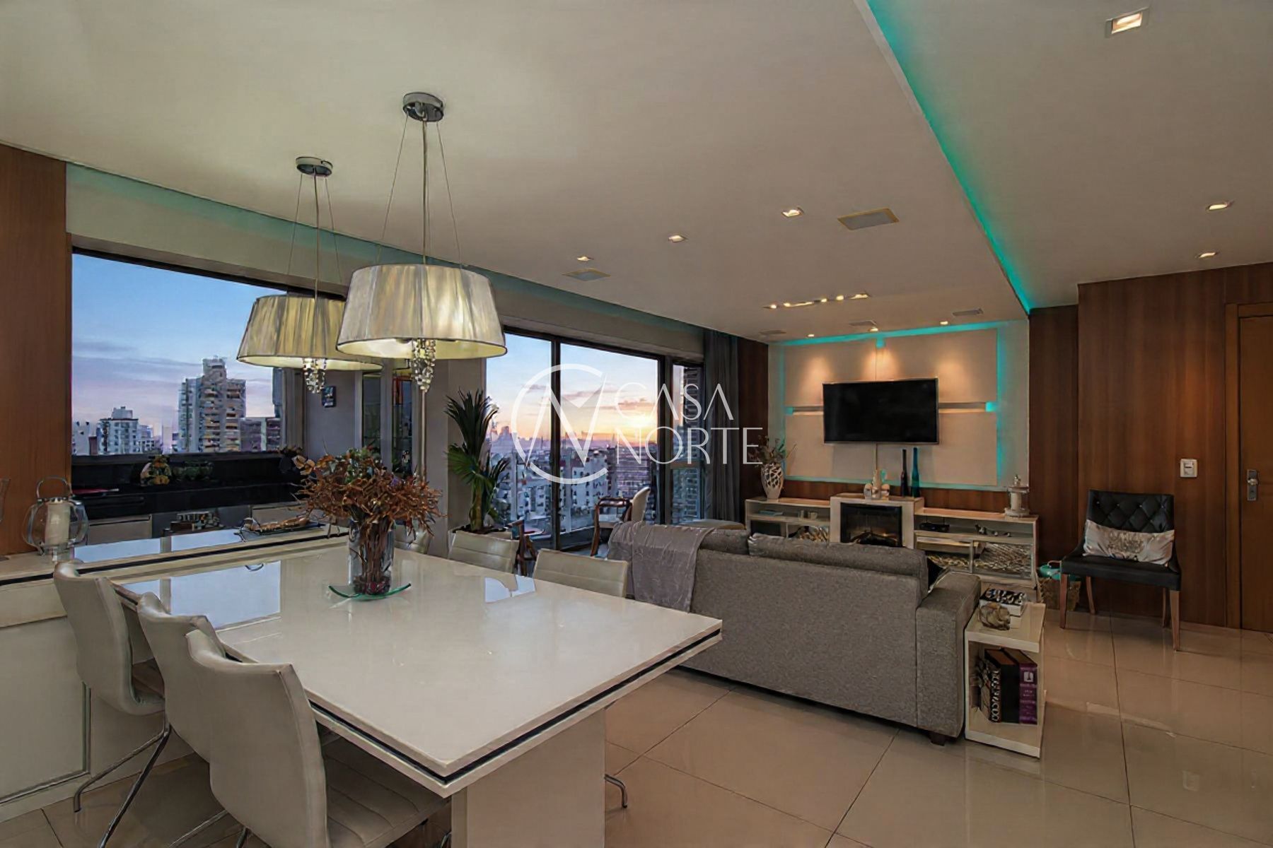 Apartamento à venda com 3 quartos, 120m², 3 suítes, 2 vagas, Rua Marcílio Dias no bairro Menino Deus em Porto Alegre