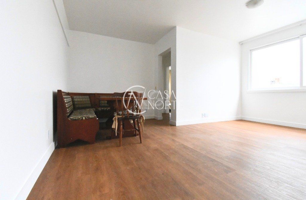 Apartamento à venda com 2 quartos, 70m², 1 vaga, Avenida Alberto Bins no bairro Floresta em Porto Alegre