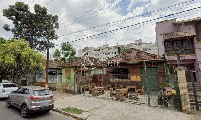 Terreno à venda  com 194m², Rua Felizardo no bairro Jardim Botânico em Porto Alegre