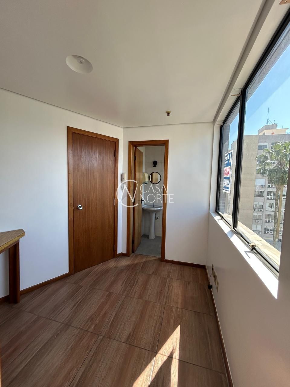 Conjunto Comercial à venda com 1 quarto, 27m², Rua José de Alencar no bairro Menino Deus em Porto Alegre