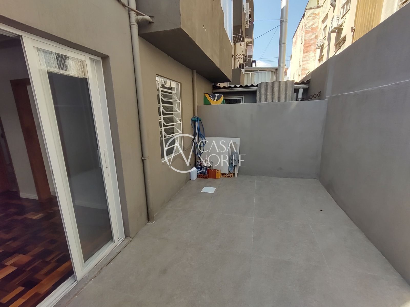 Apartamento à venda com 1 quarto, 38m², Avenida Getúlio Vargas no bairro Menino Deus em Porto Alegre