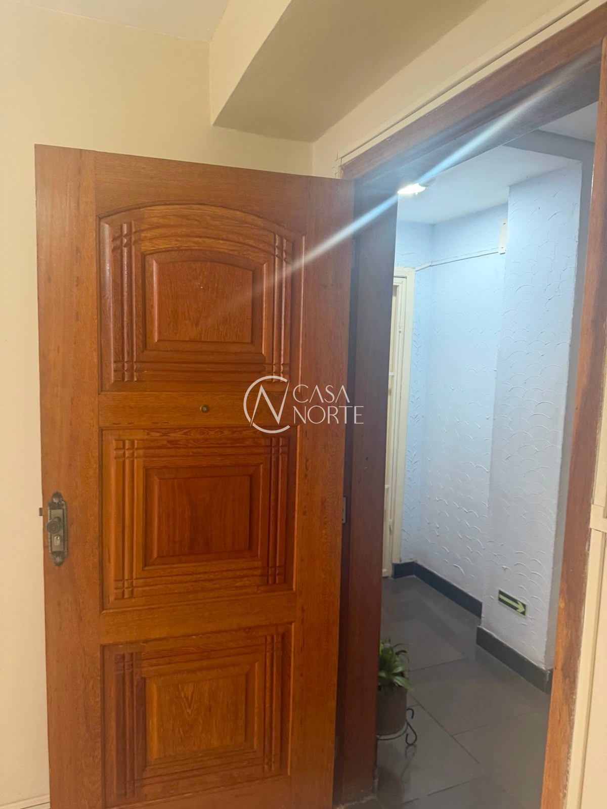 Sala Comercial à venda , 32m², Rua Doutor Flores no bairro Centro Histórico em Porto Alegre