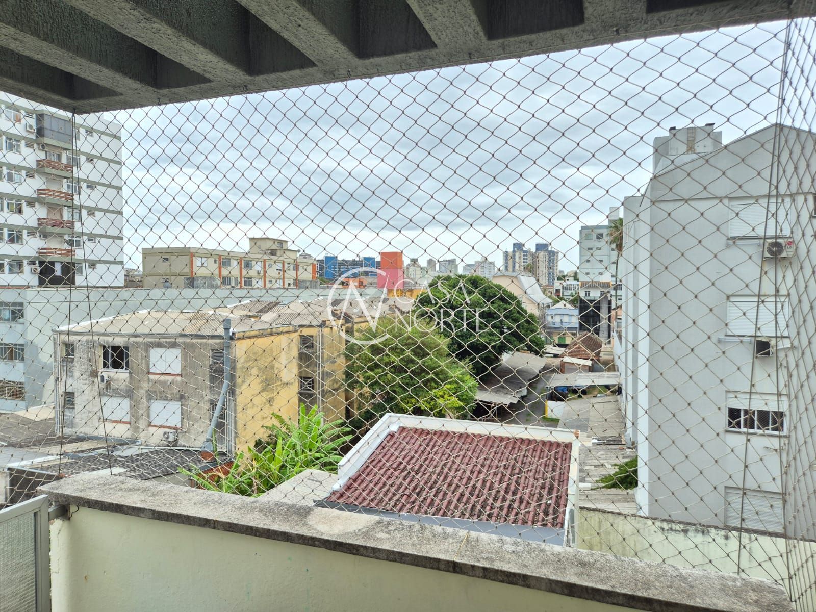 Apartamento à venda com 2 quartos, 74m², 1 vaga, Rua Coronel André Belo no bairro Menino Deus em Porto Alegre