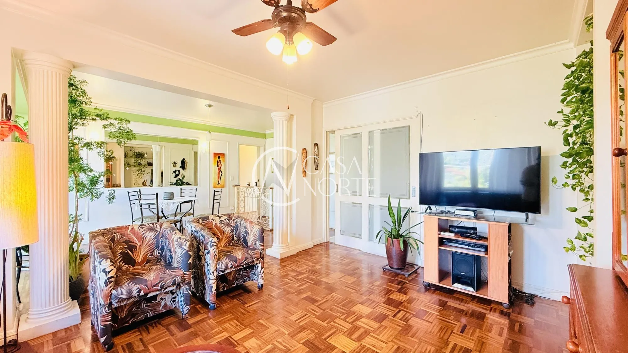 Apartamento à venda com 3 quartos, 13200m², 1 suíte, 1 vaga, Avenida Doutor Nilo Peçanha no bairro Três Figueiras em Porto Alegre